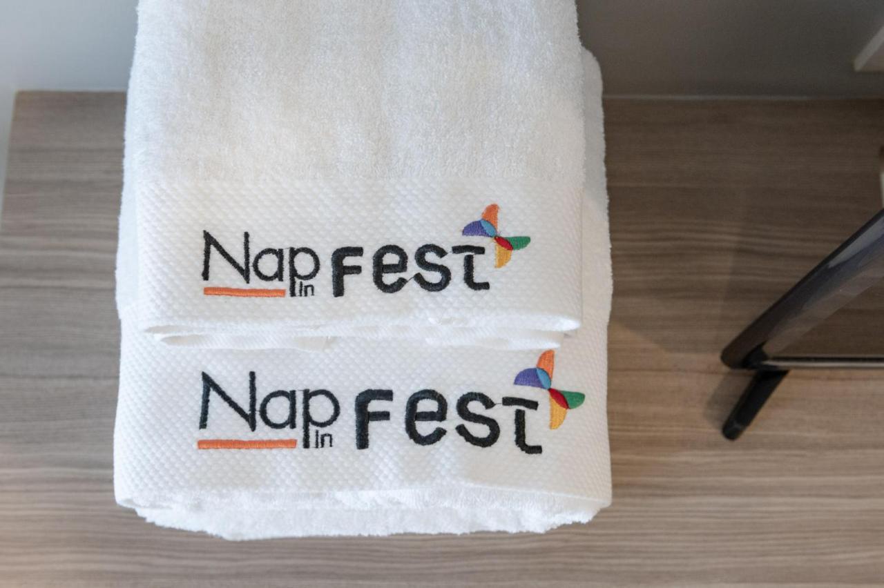 Nap In Fest Hotel Chiang Mai Exterior photo