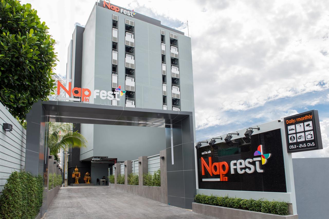 Nap In Fest Hotel Chiang Mai Exterior photo